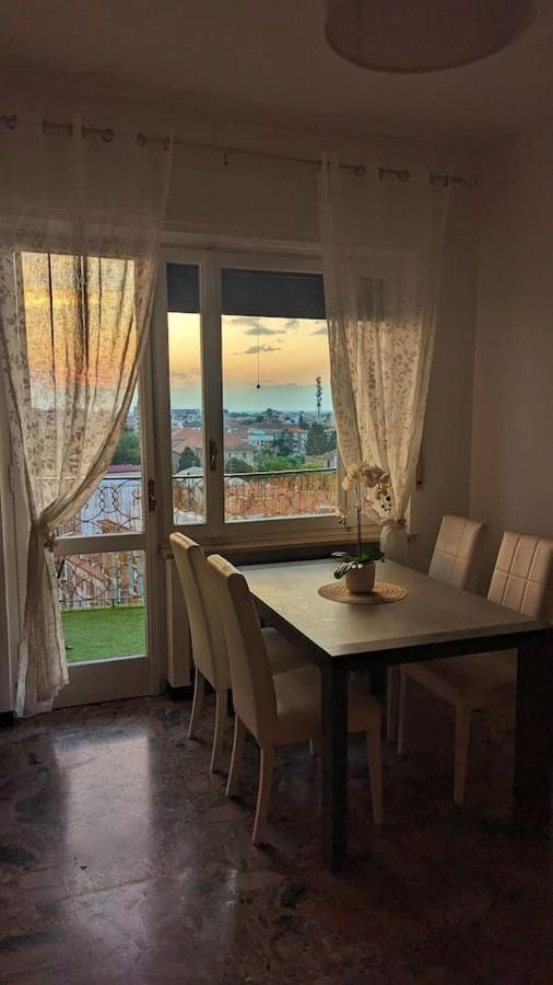 La Terrazza Del Re Apartment Верчели Екстериор снимка